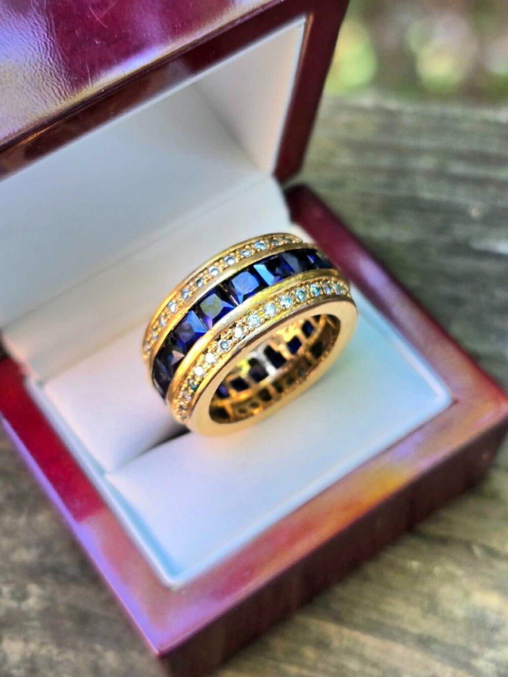 Danbury Mint Elvis Presley Eternity Band Replica Cubic Zirconia Sapphire Gold
